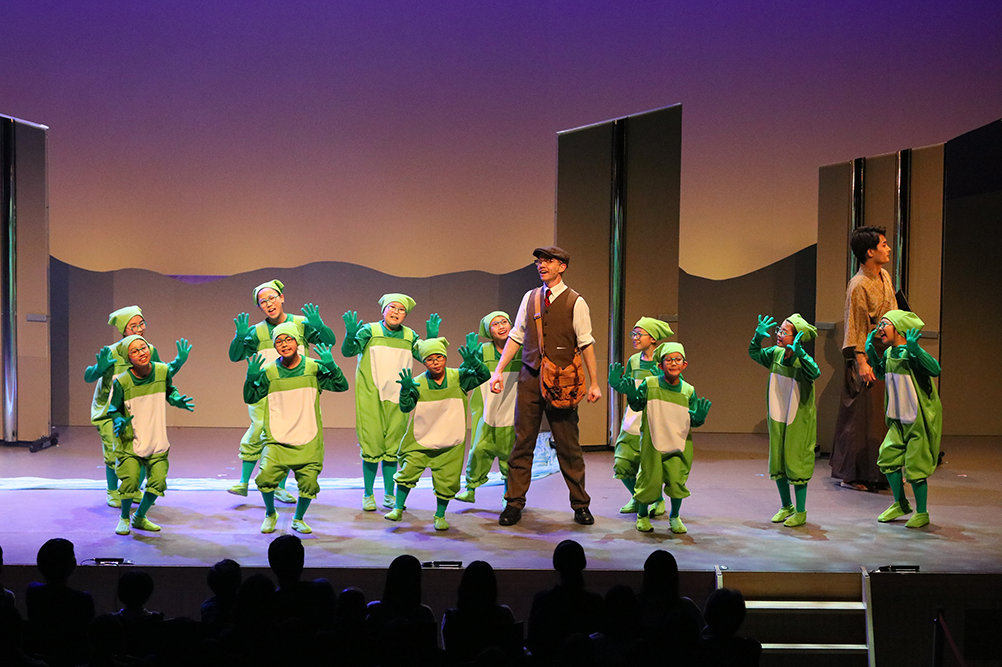 赤い靴スタジオ